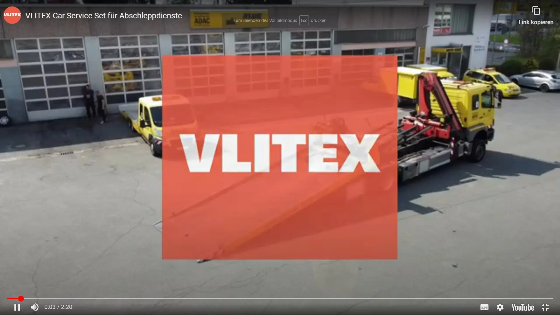 VLITEX Car Service Set für Abschleppdienste – Übersicht eines Abschlepphofs mit gelbem Fahrzeug.
